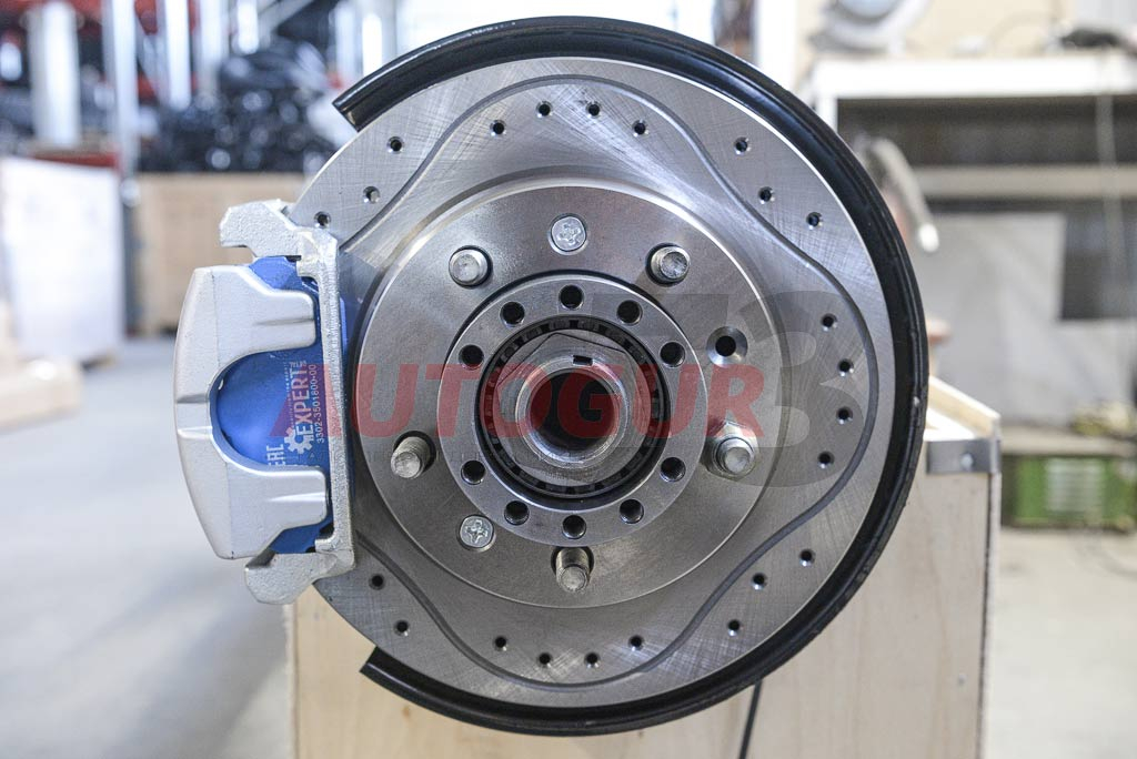 Купить Дисковые тормоза с перфорированными дисками УАЗ 3163 Патриот с 2013 г. (с электронной РК) задний мост 