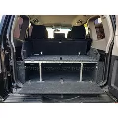 Органайзер (ящик) в багажник Mitsubishi Pajero 3 "Стандарт"