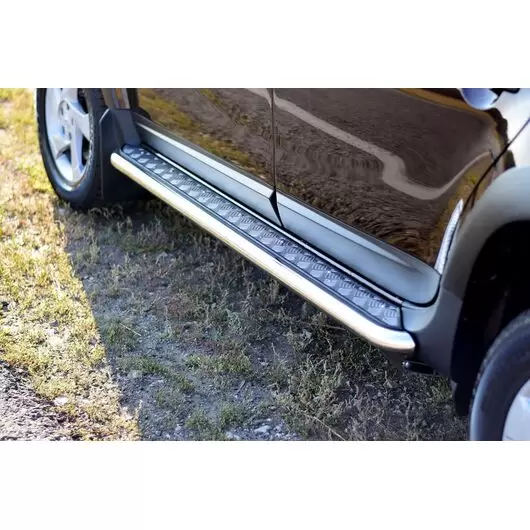Пороги (защита порогов) с алюминиевой площадкой Ø51 мм Renault Duster с 2012-2020 год, Nissan Terrano с 2014 года нержавейка "Эстонец"
