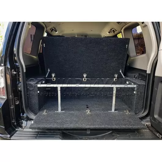 Органайзер (ящик) в багажник Mitsubishi Pajero 4 "Стандарт"