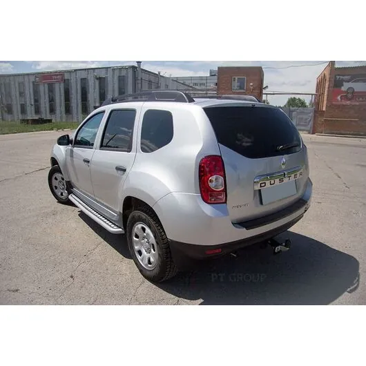Пороги (защита порогов) с алюминиевой площадкой Ø51 мм Renault Duster 2012-20, Nissan Terrano 2014- цвет "Искра"