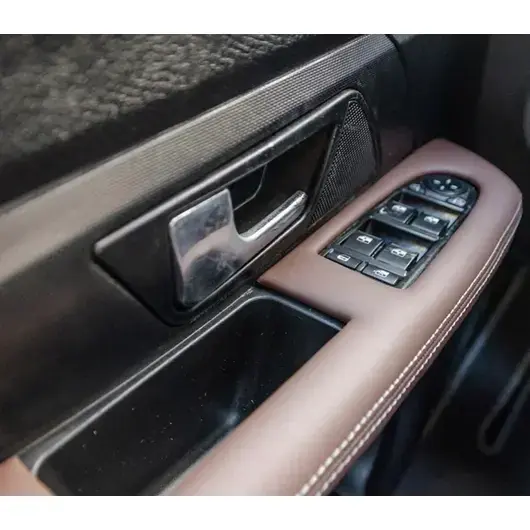 Накладка на подлокотник двери УАЗ 3163 Патриот коричневая экокожа (к-т 4 шт.) "Ralex"