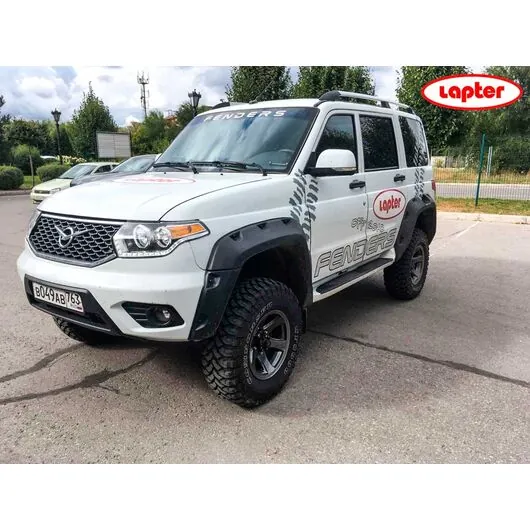 Расширители колесных арок УАЗ Патриот 2017+ с одним баком ТКУ3170R "Fenders"
