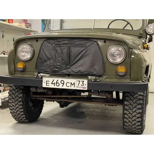 Утеплитель радиатора УАЗ 469 (поролон-ватин-винил/кожа) классик